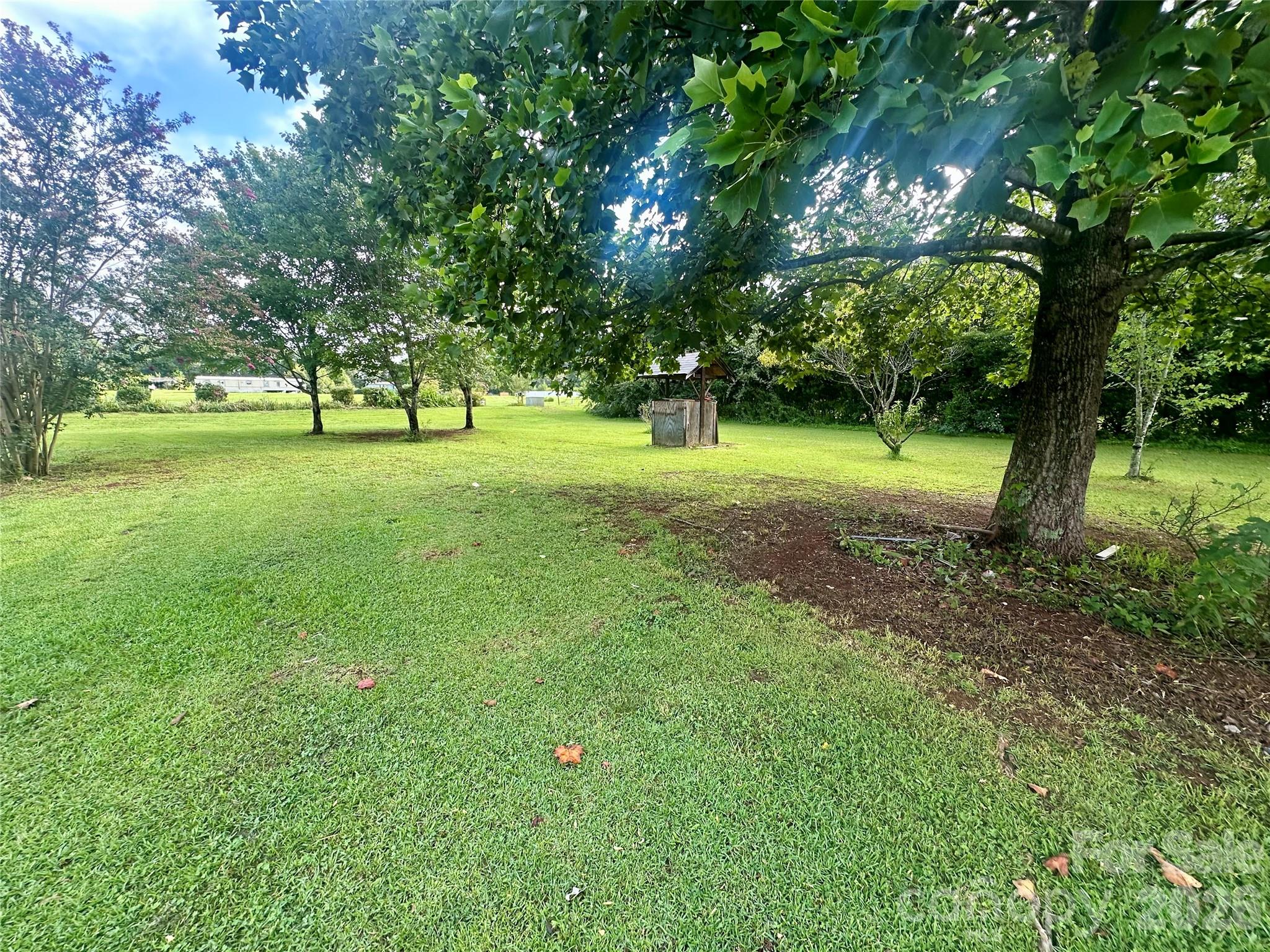 226 Flat Rock Drive — Lincolnton