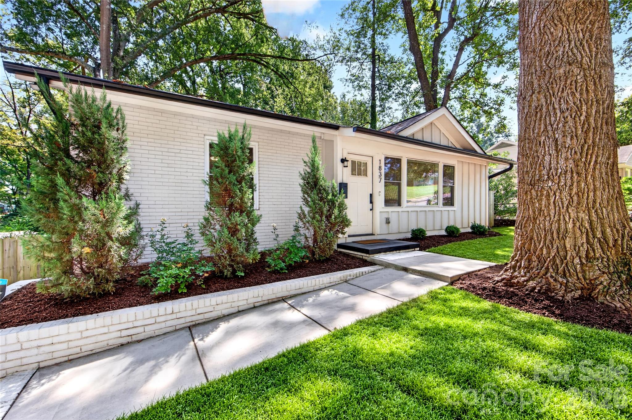 1837 Camp Greene Street — Charlotte