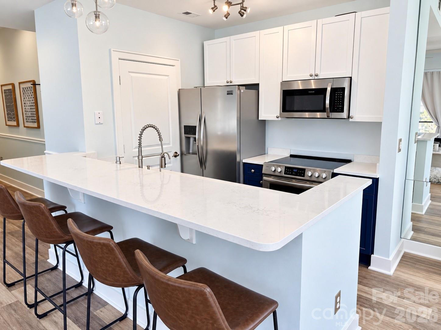 115 E Park Avenue #201 — Charlotte
