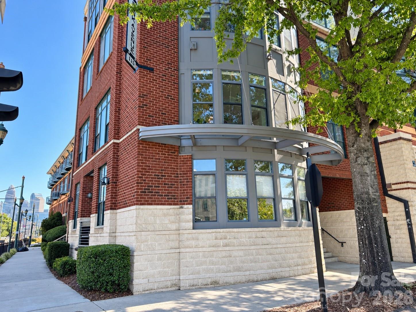 115 E Park Avenue #201 — Charlotte