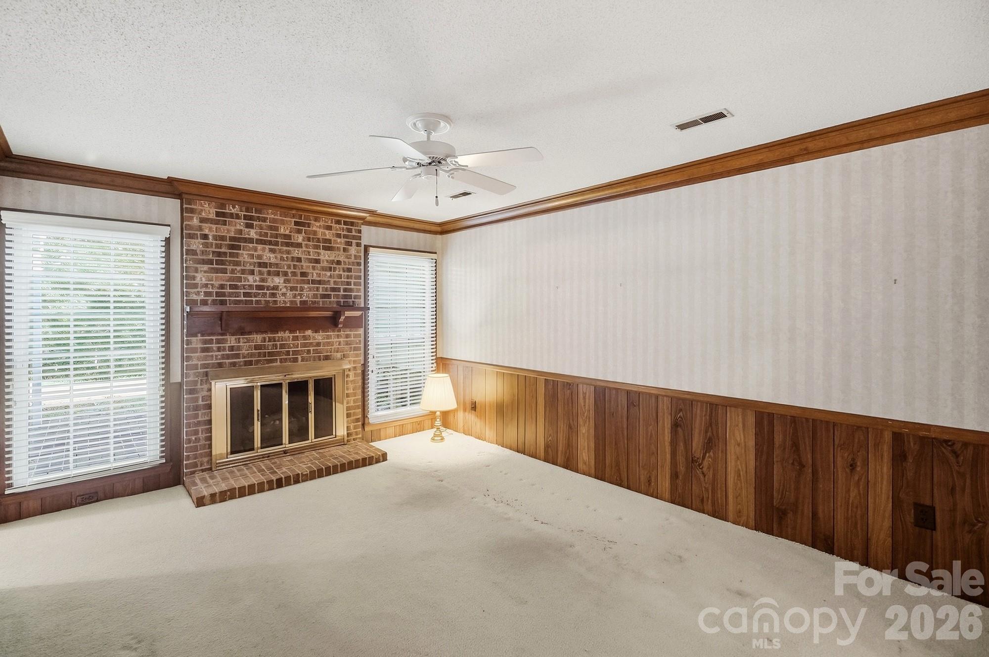 4218 Woodglen Lane — Charlotte