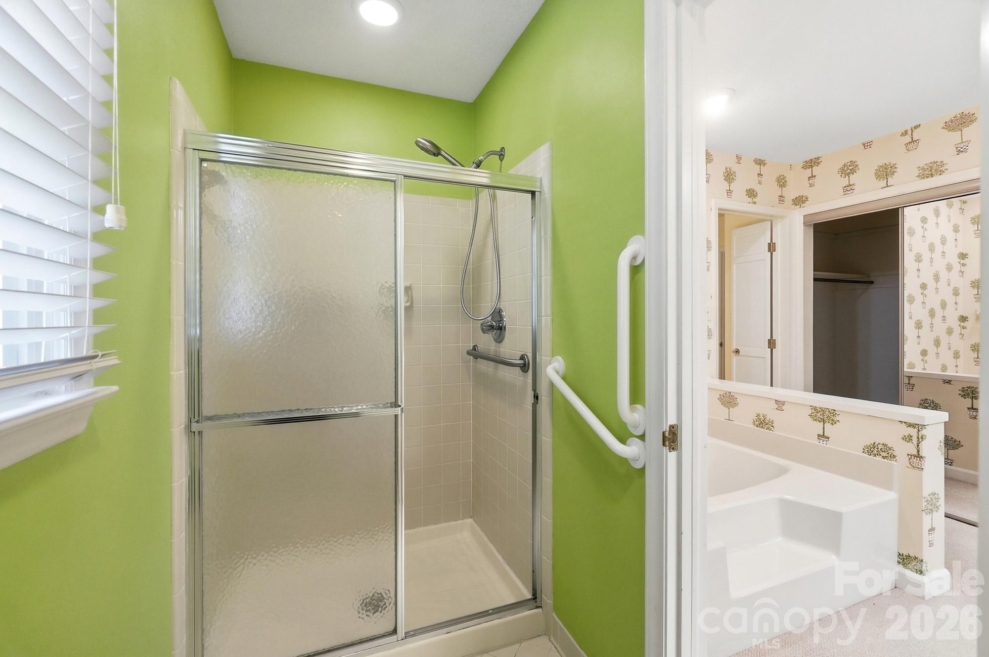 4218 Woodglen Lane — Charlotte