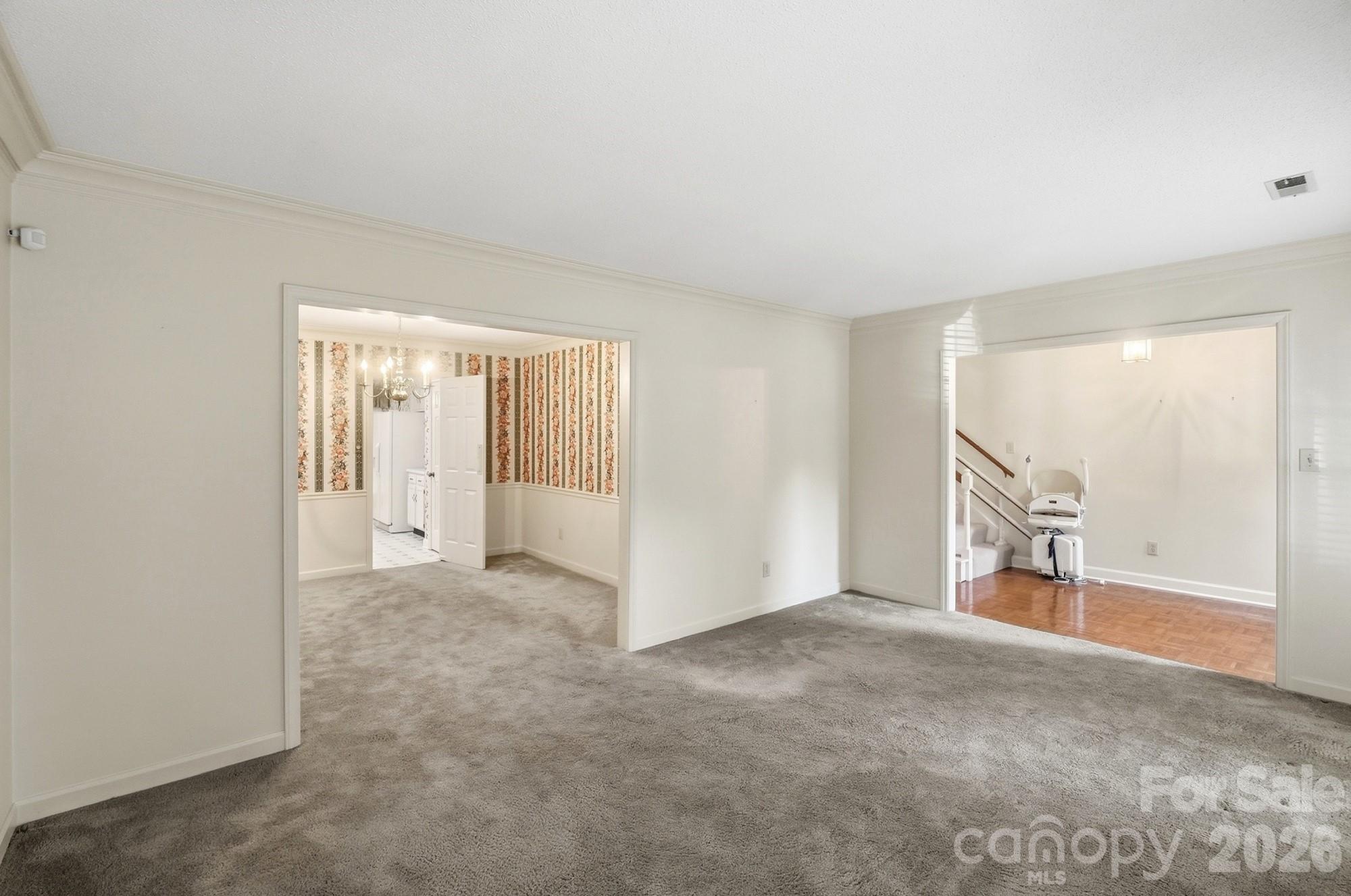 4218 Woodglen Lane — Charlotte