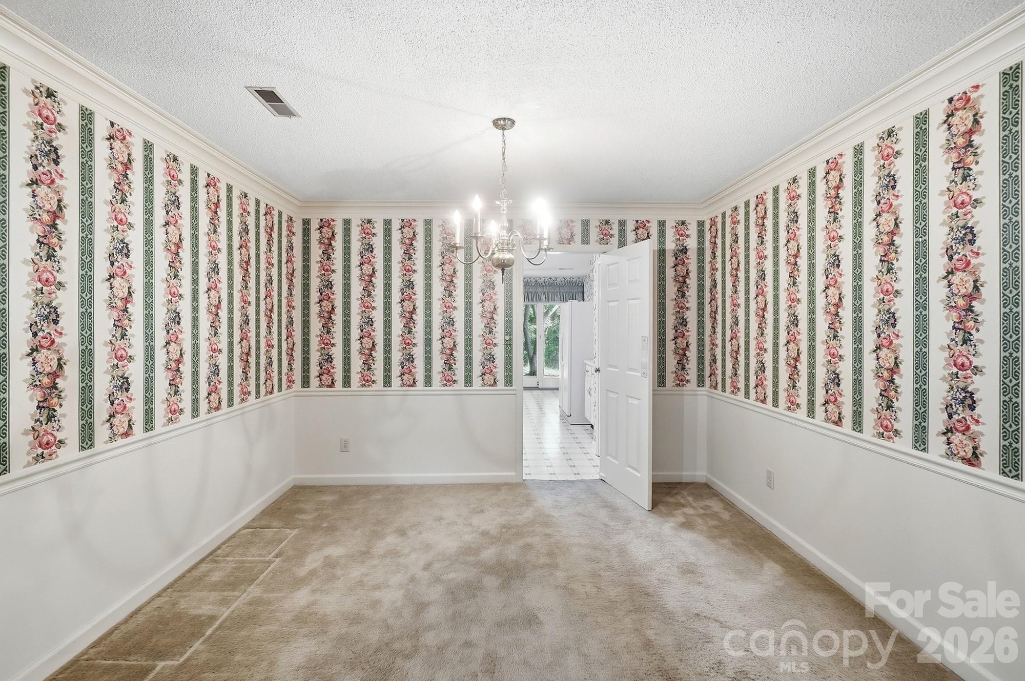 4218 Woodglen Lane — Charlotte