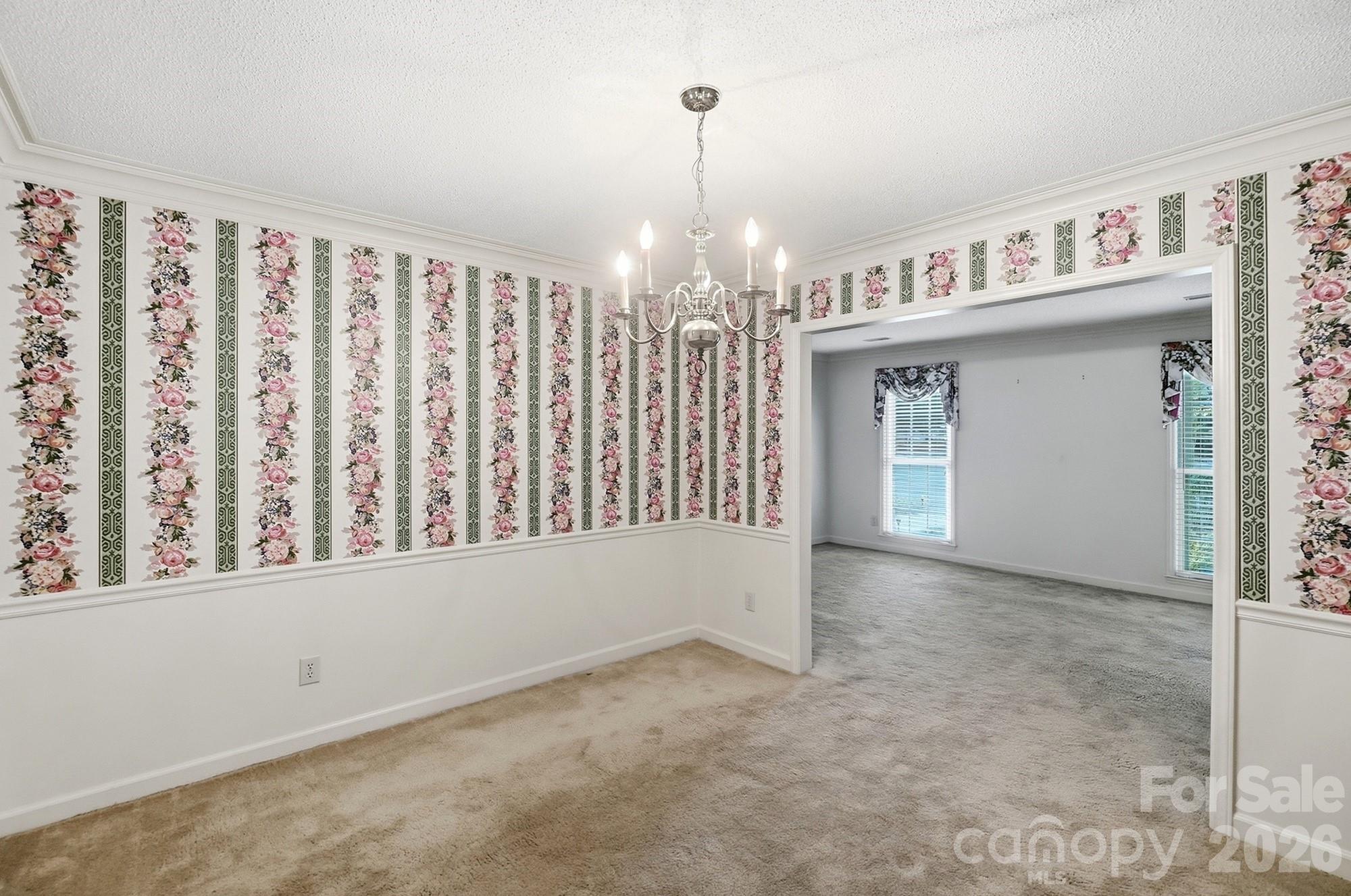 4218 Woodglen Lane — Charlotte