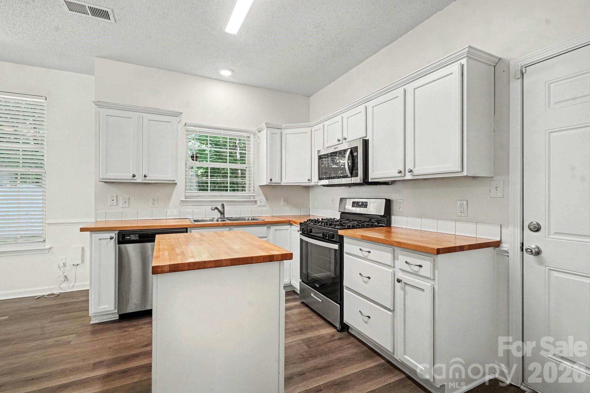 3404 Passour Ridge Lane — Charlotte