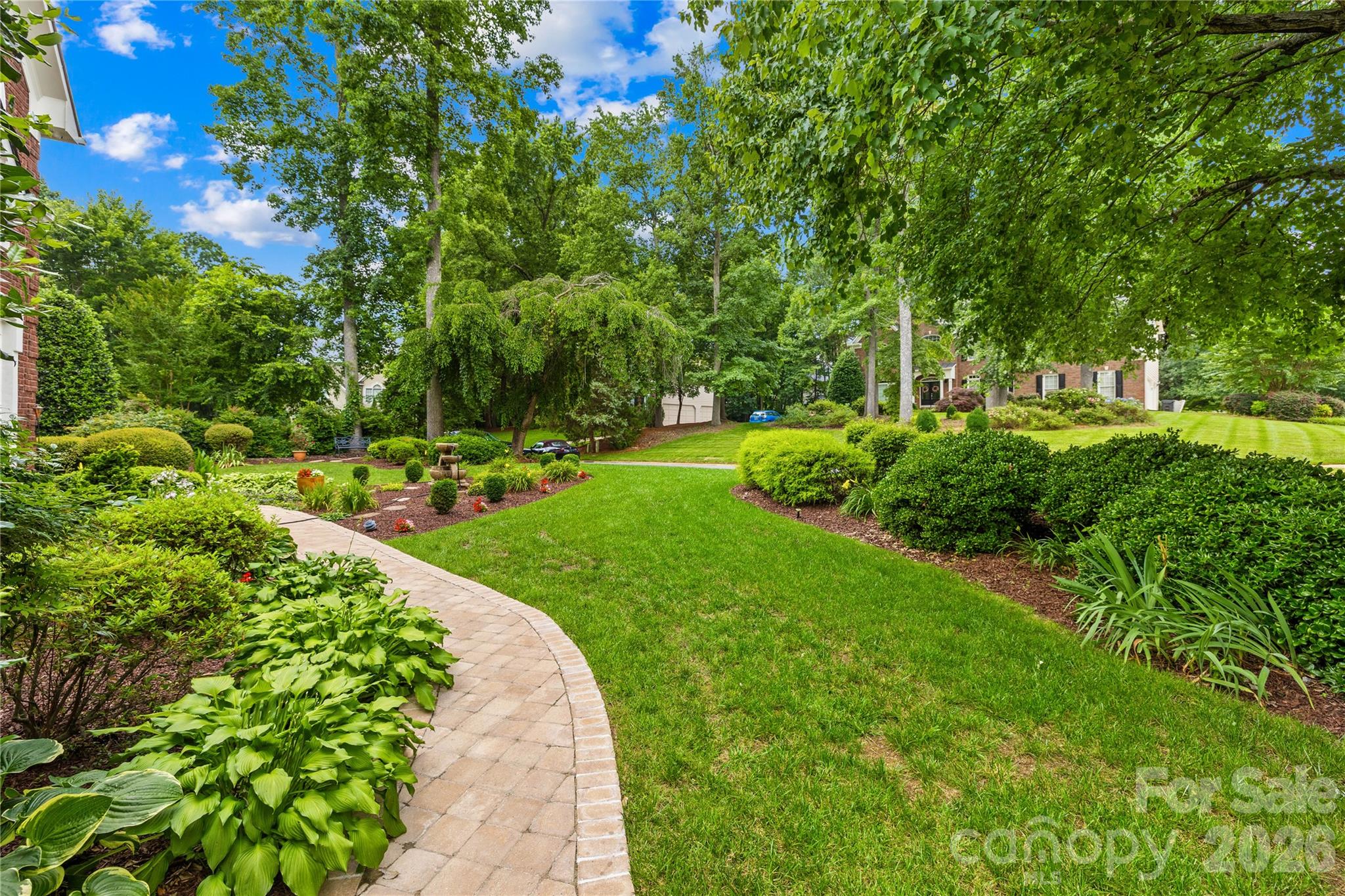 9514 Hayenridge Court — Huntersville