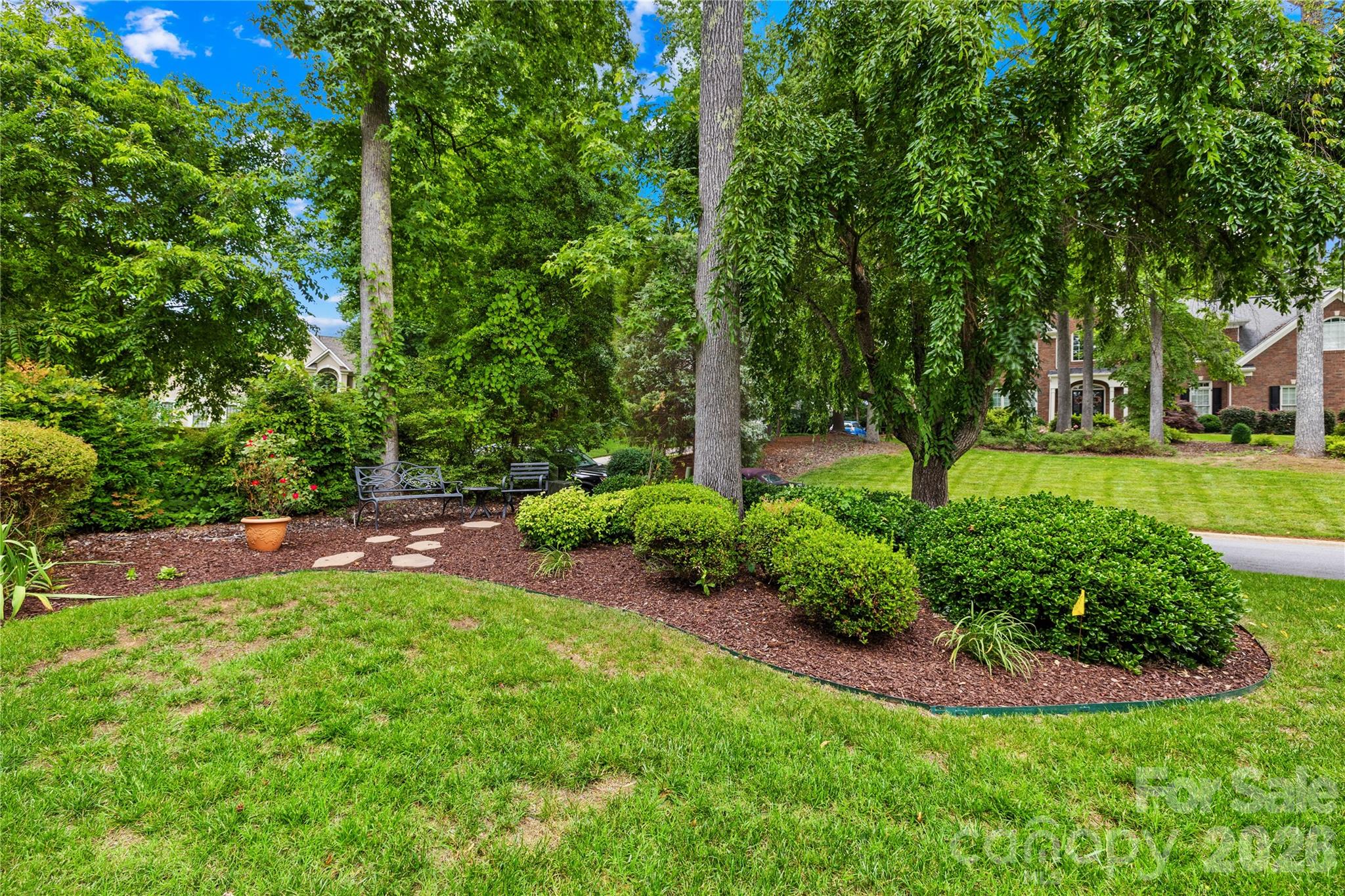 9514 Hayenridge Court — Huntersville