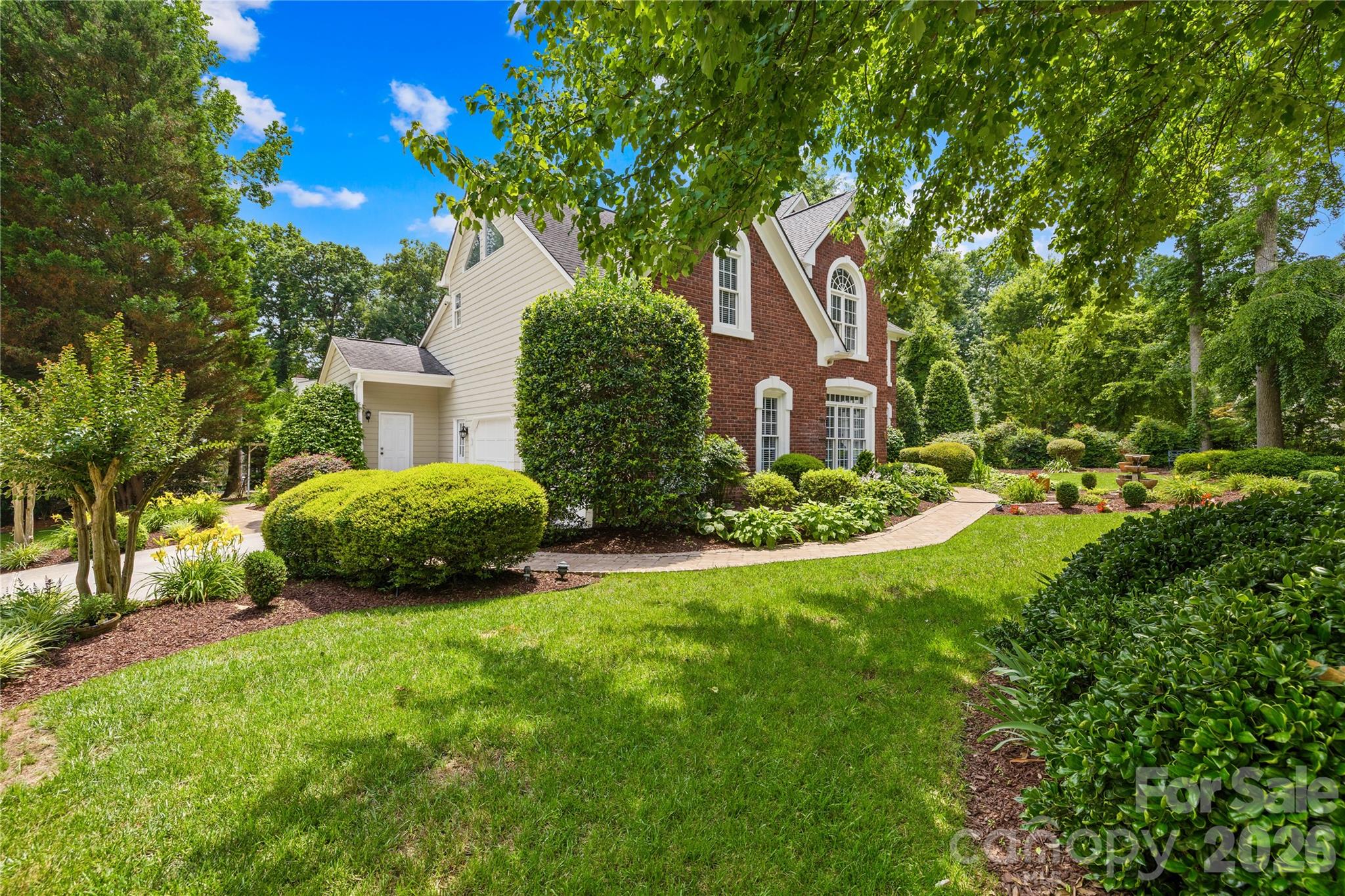 9514 Hayenridge Court — Huntersville