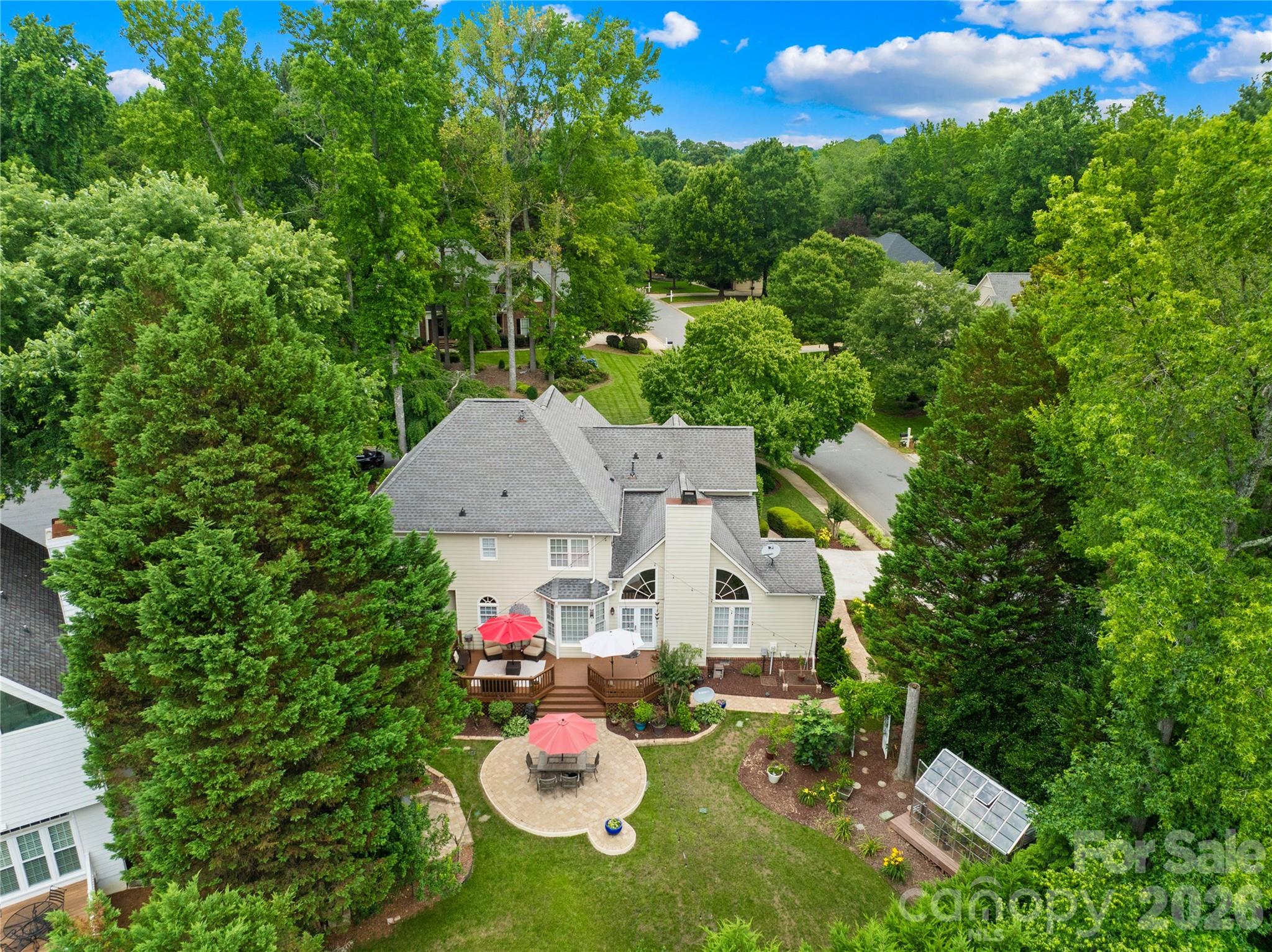 9514 Hayenridge Court — Huntersville