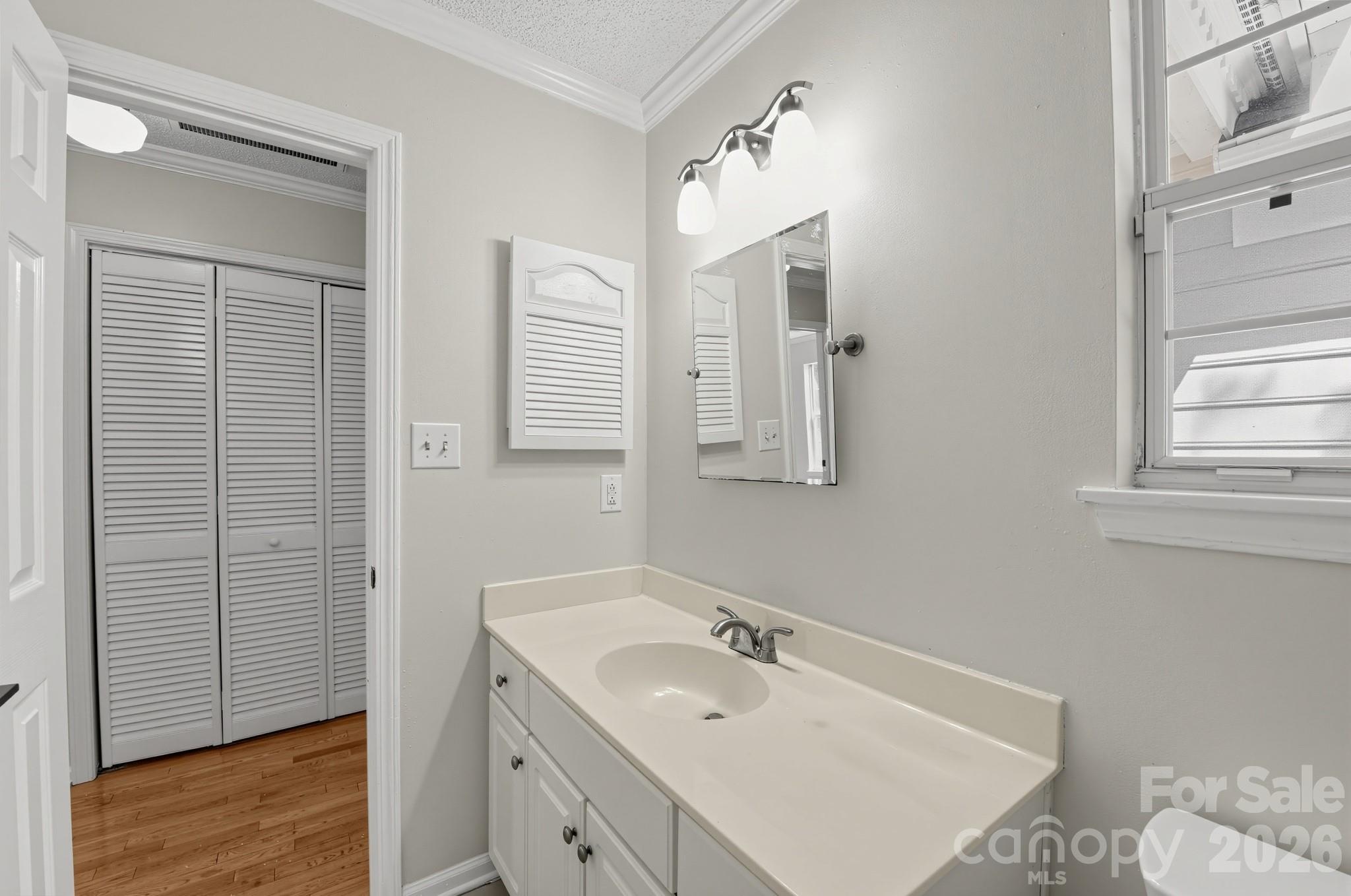 9210 Rotherham Lane — Charlotte