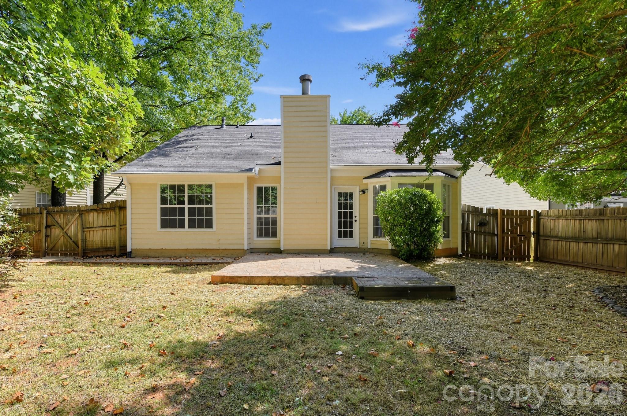 9210 Rotherham Lane — Charlotte