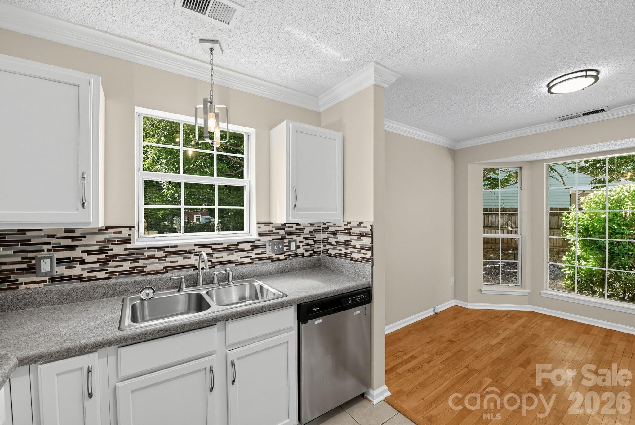 9210 Rotherham Lane — Charlotte