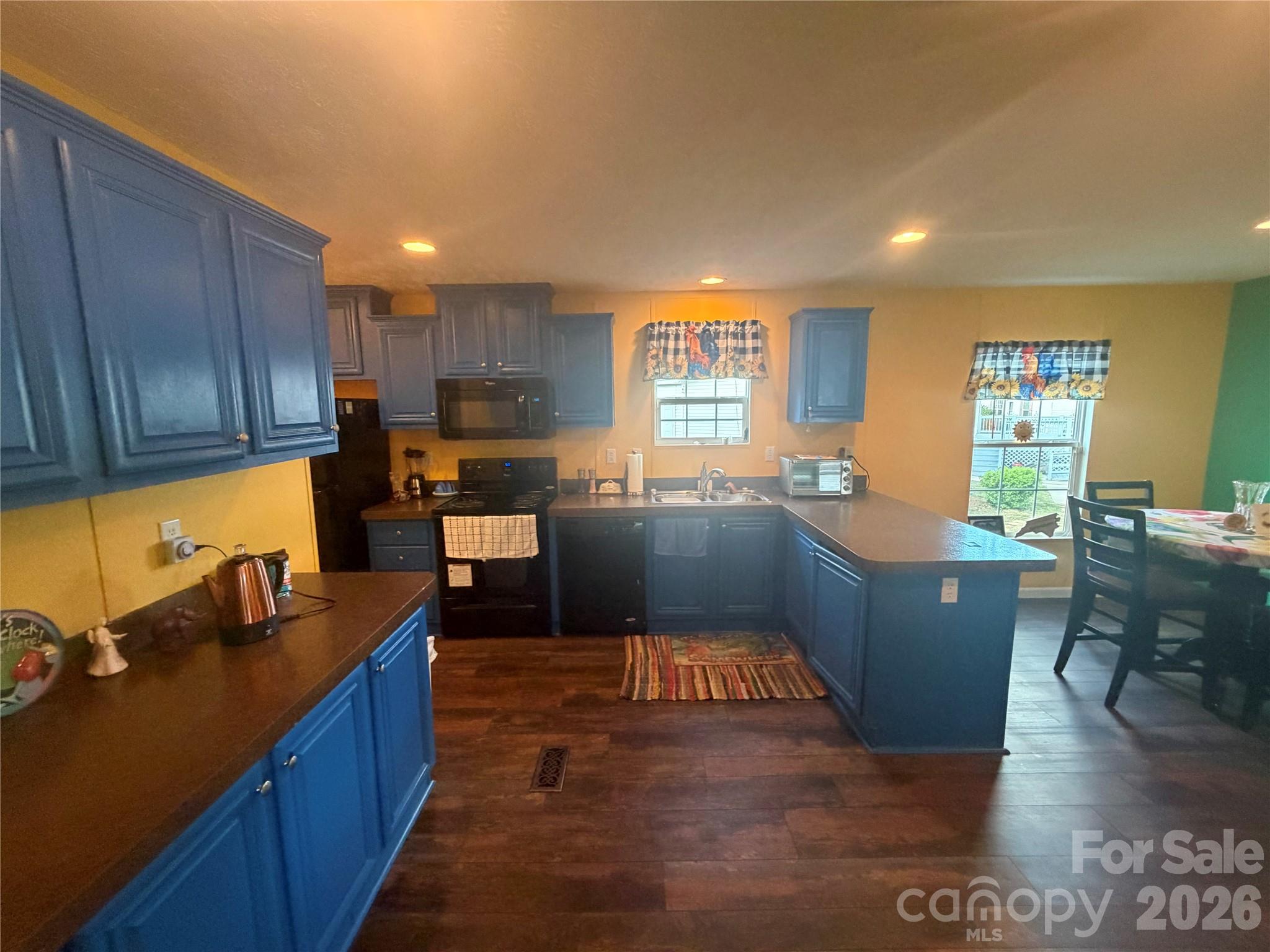 9902 Ashe Court — Charlotte