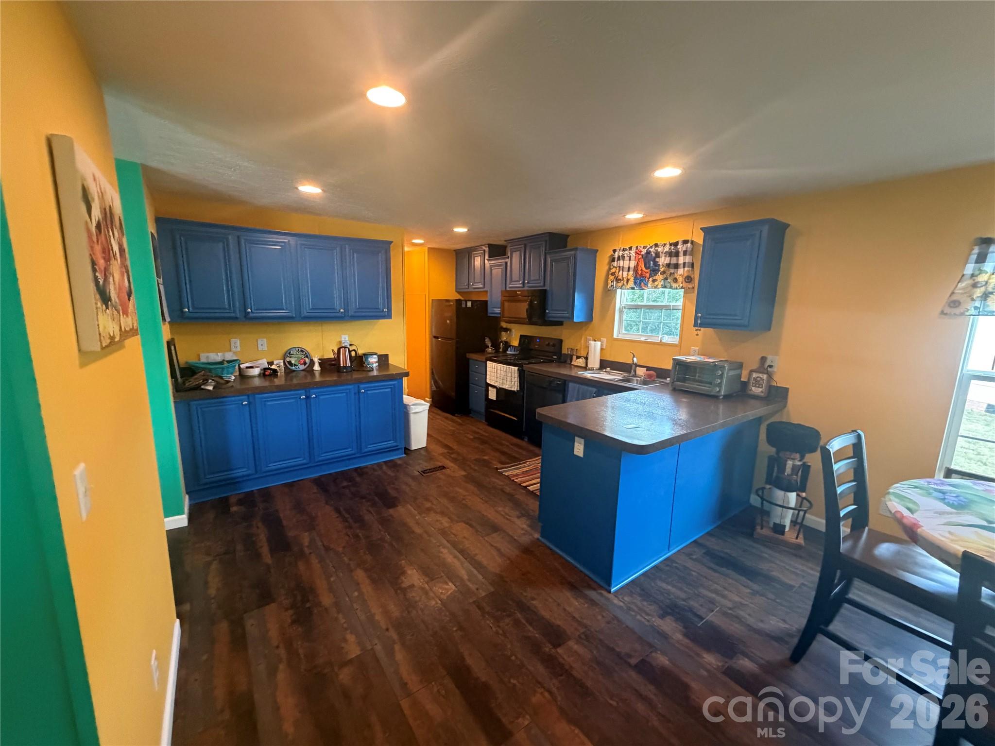 9902 Ashe Court — Charlotte
