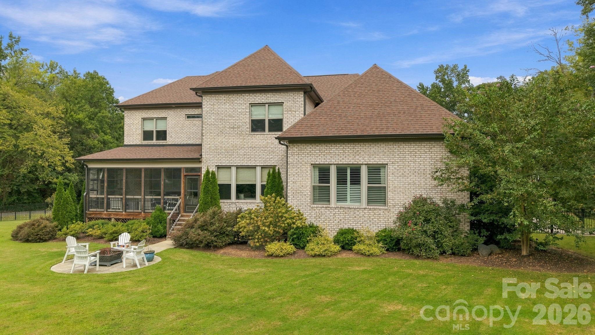 3948 Carmel Acres Drive — Charlotte