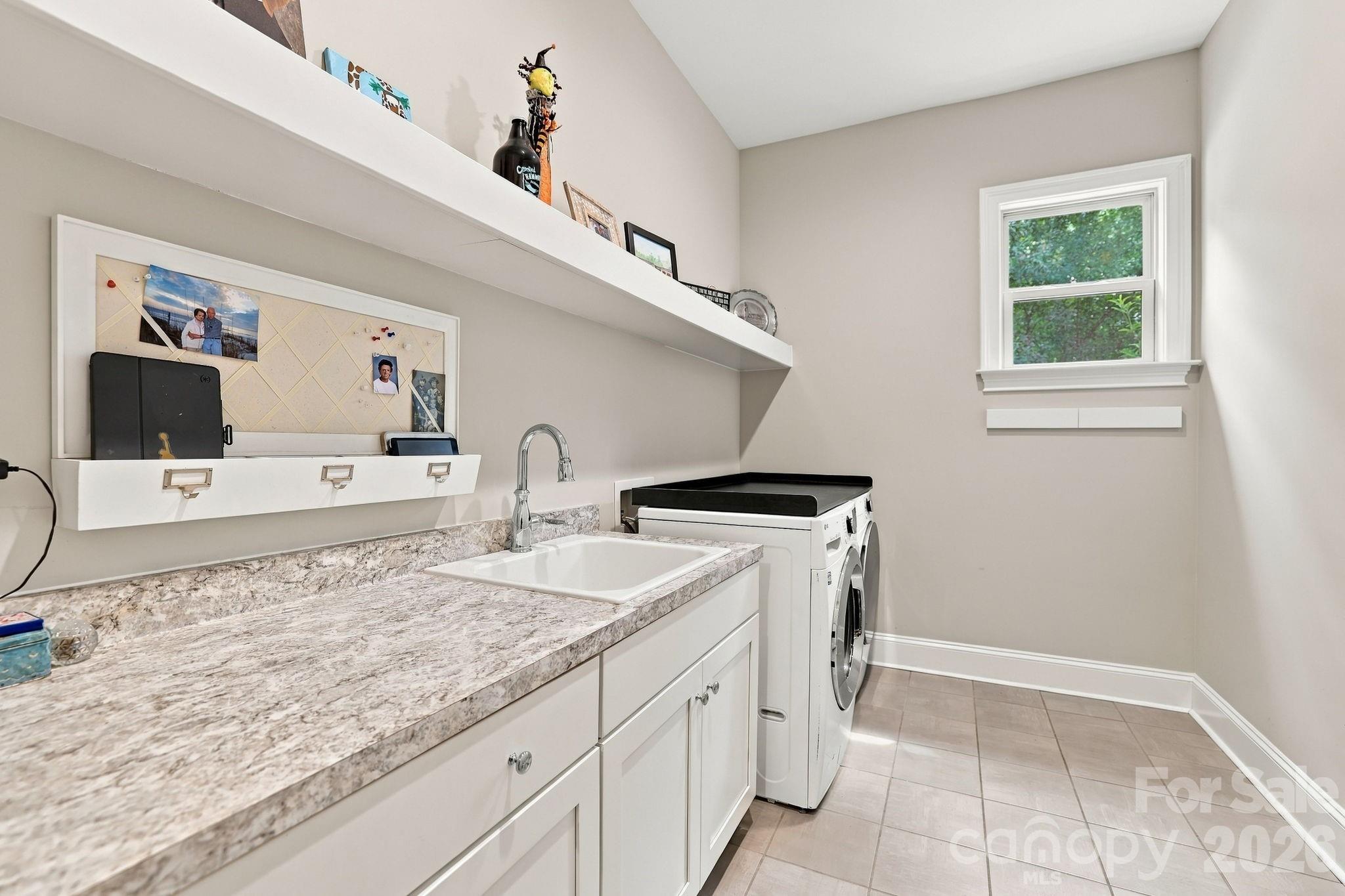 3948 Carmel Acres Drive — Charlotte