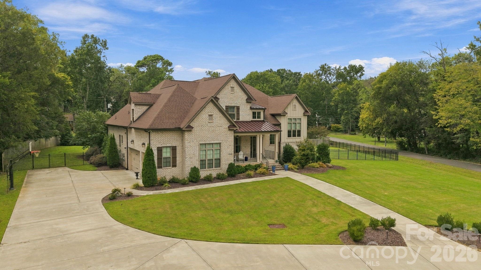 3948 Carmel Acres Drive — Charlotte