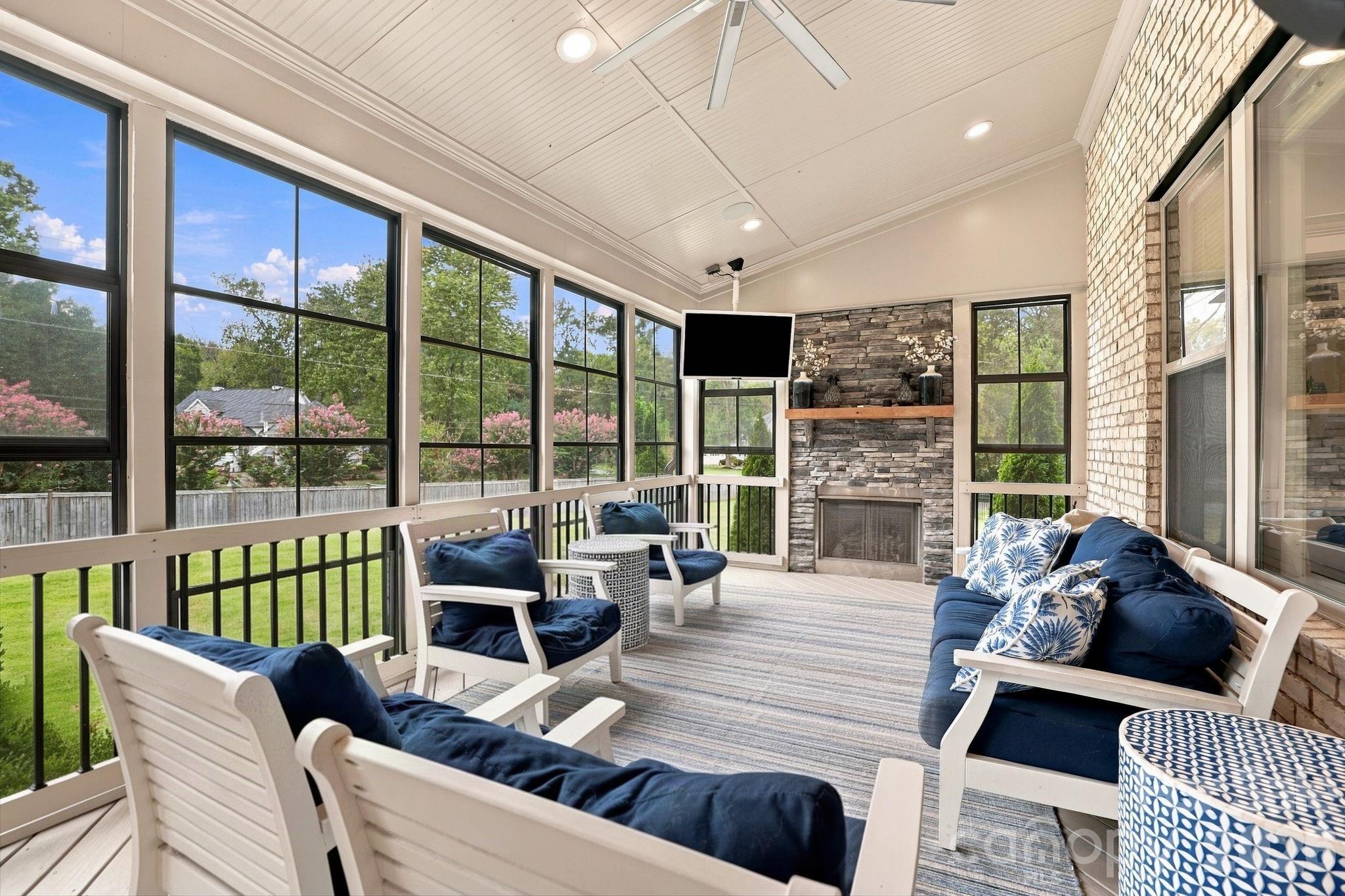 3948 Carmel Acres Drive — Charlotte