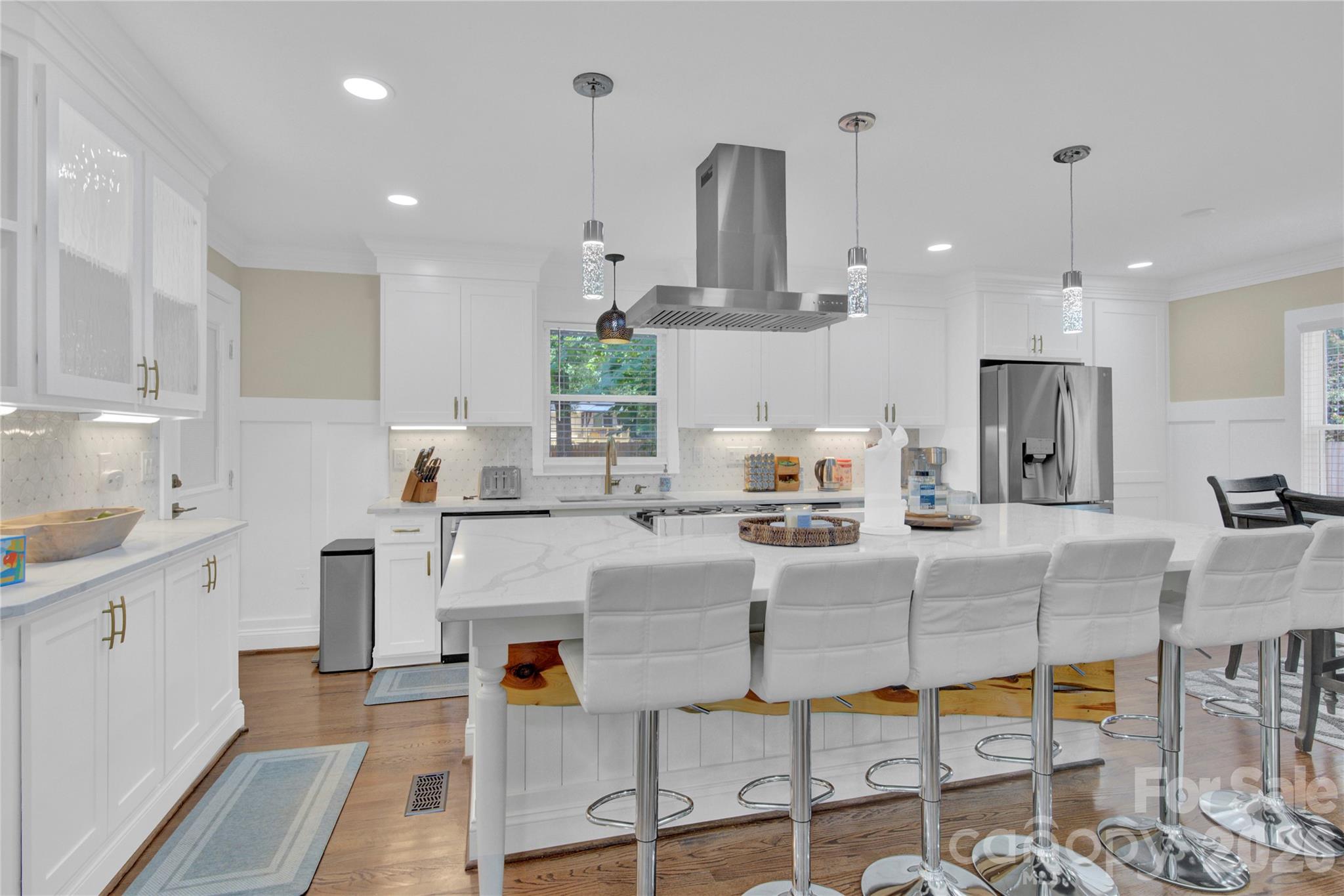 6639 Ronda Avenue — Charlotte