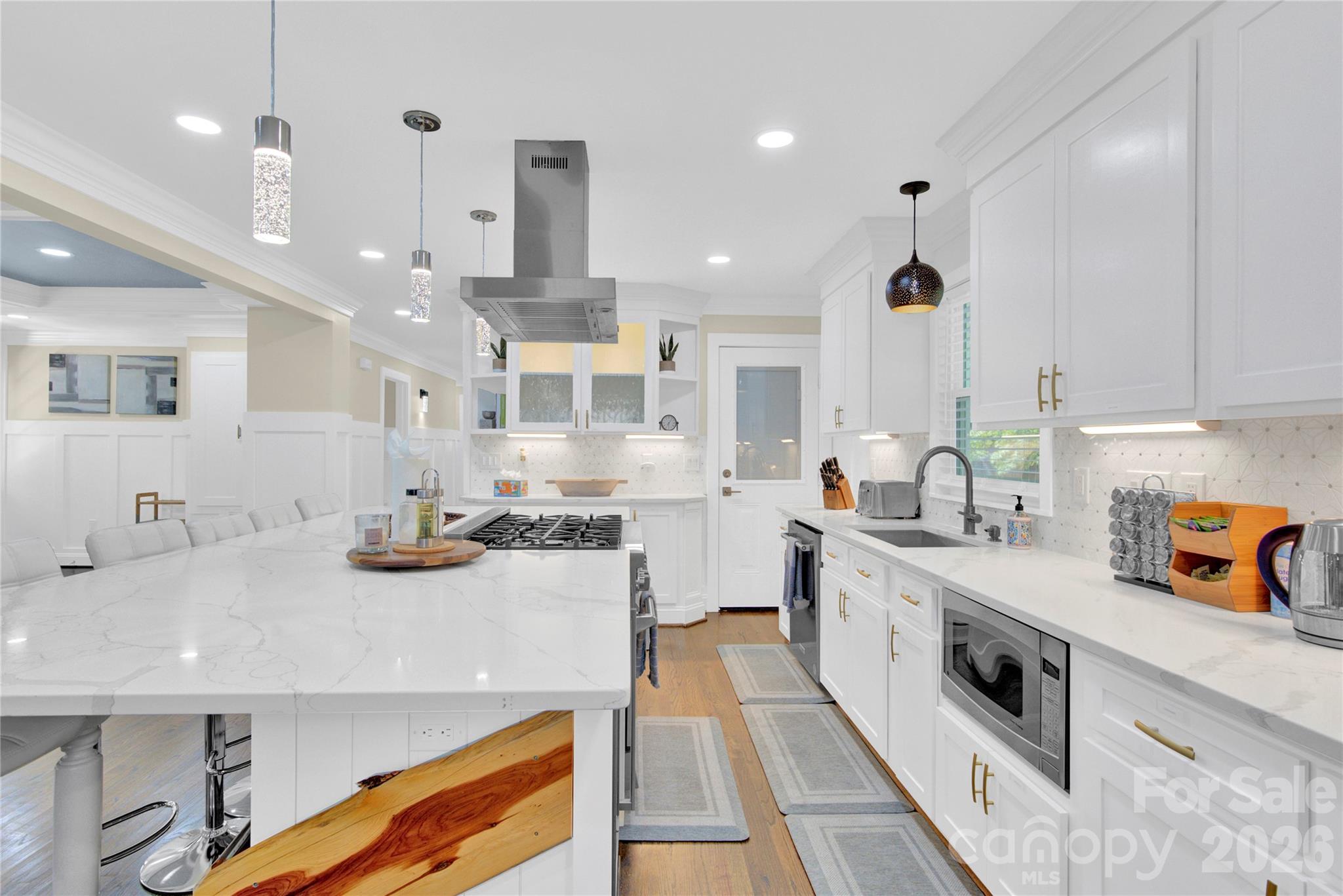 6639 Ronda Avenue — Charlotte