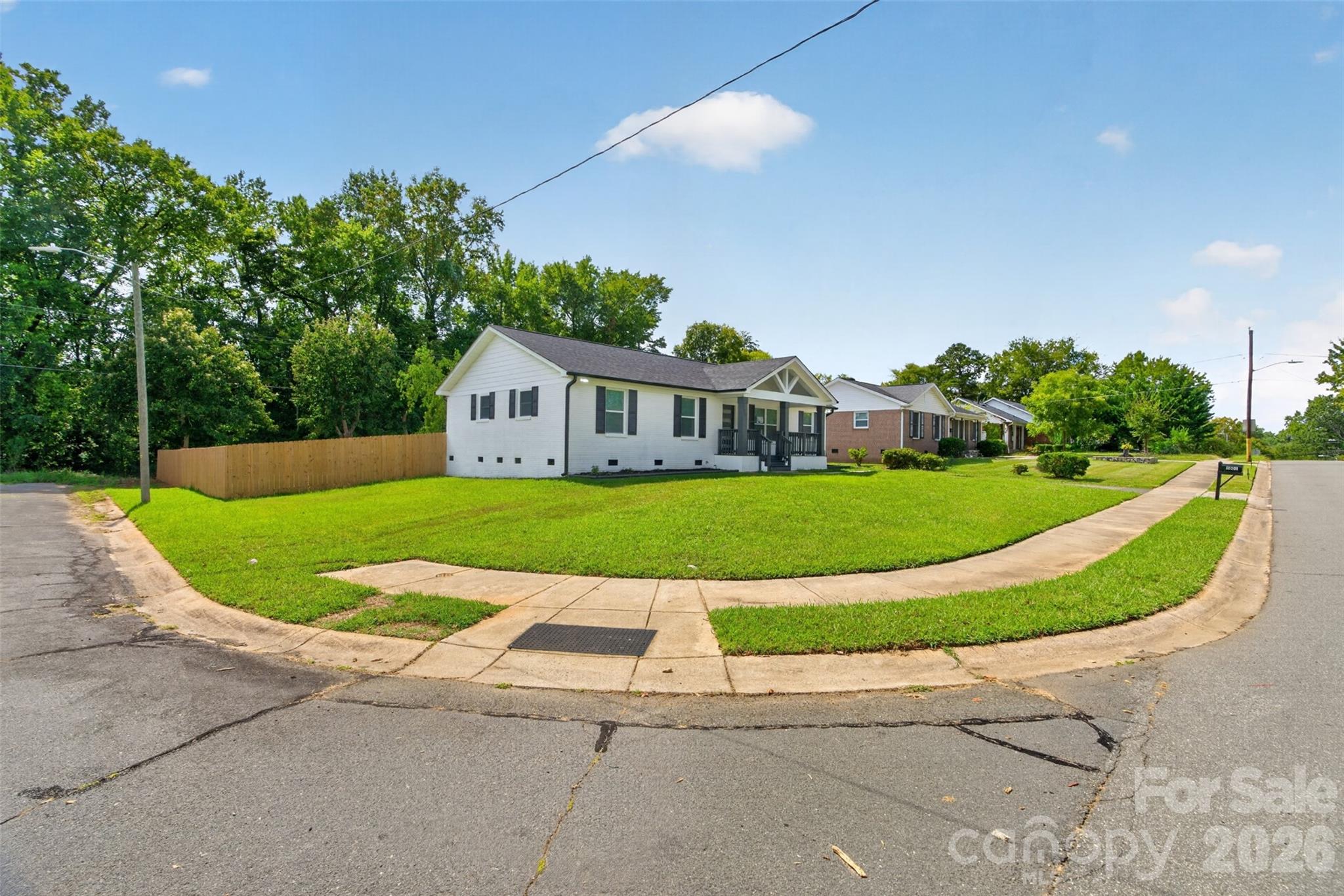 3001 Dalecrest Drive — Charlotte