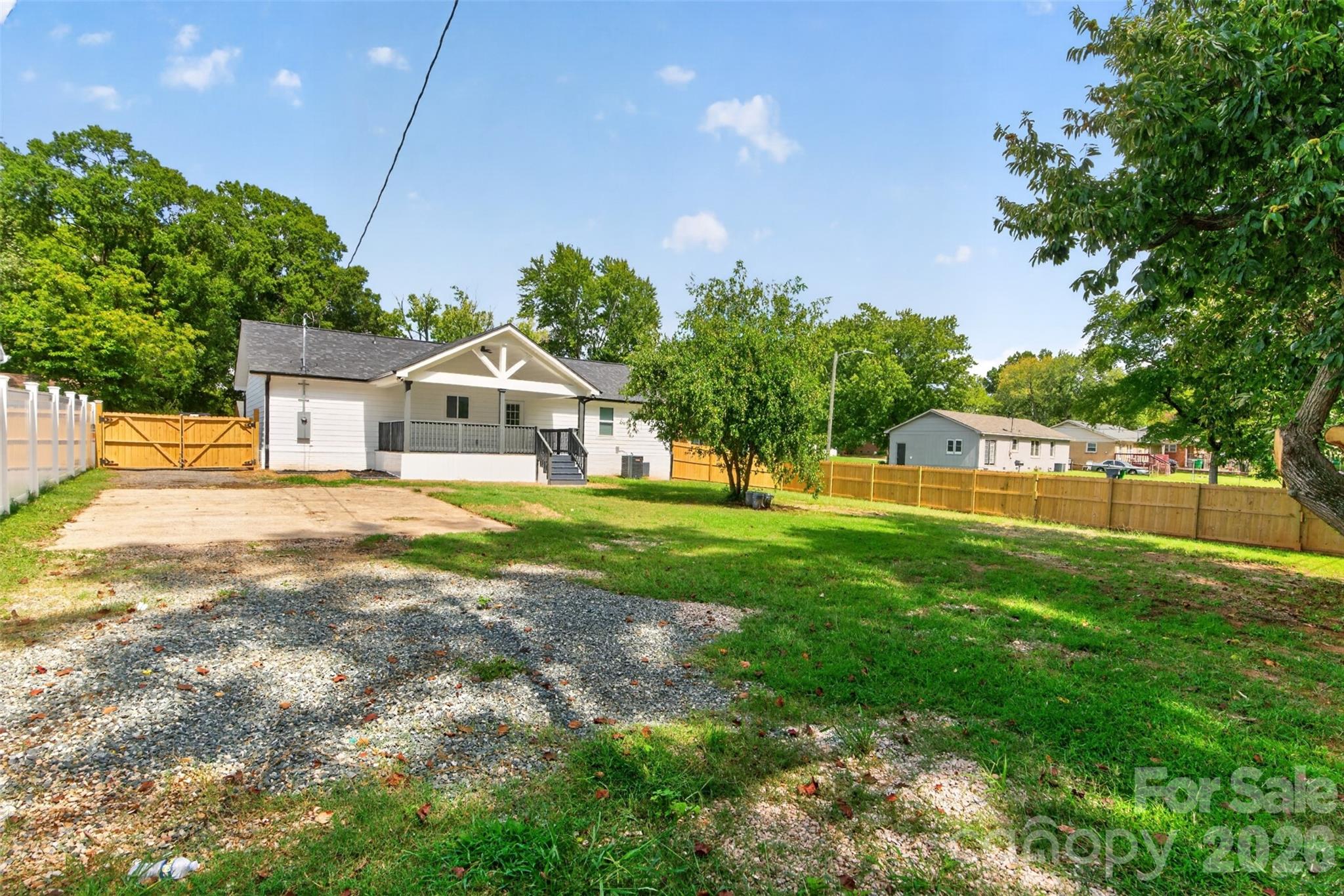 3001 Dalecrest Drive — Charlotte