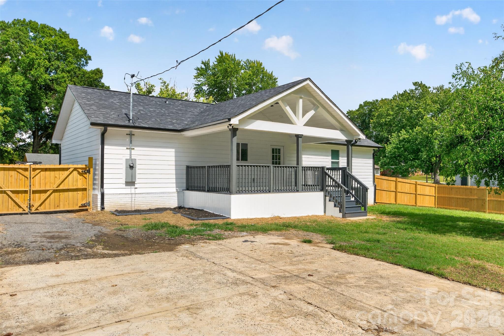3001 Dalecrest Drive — Charlotte