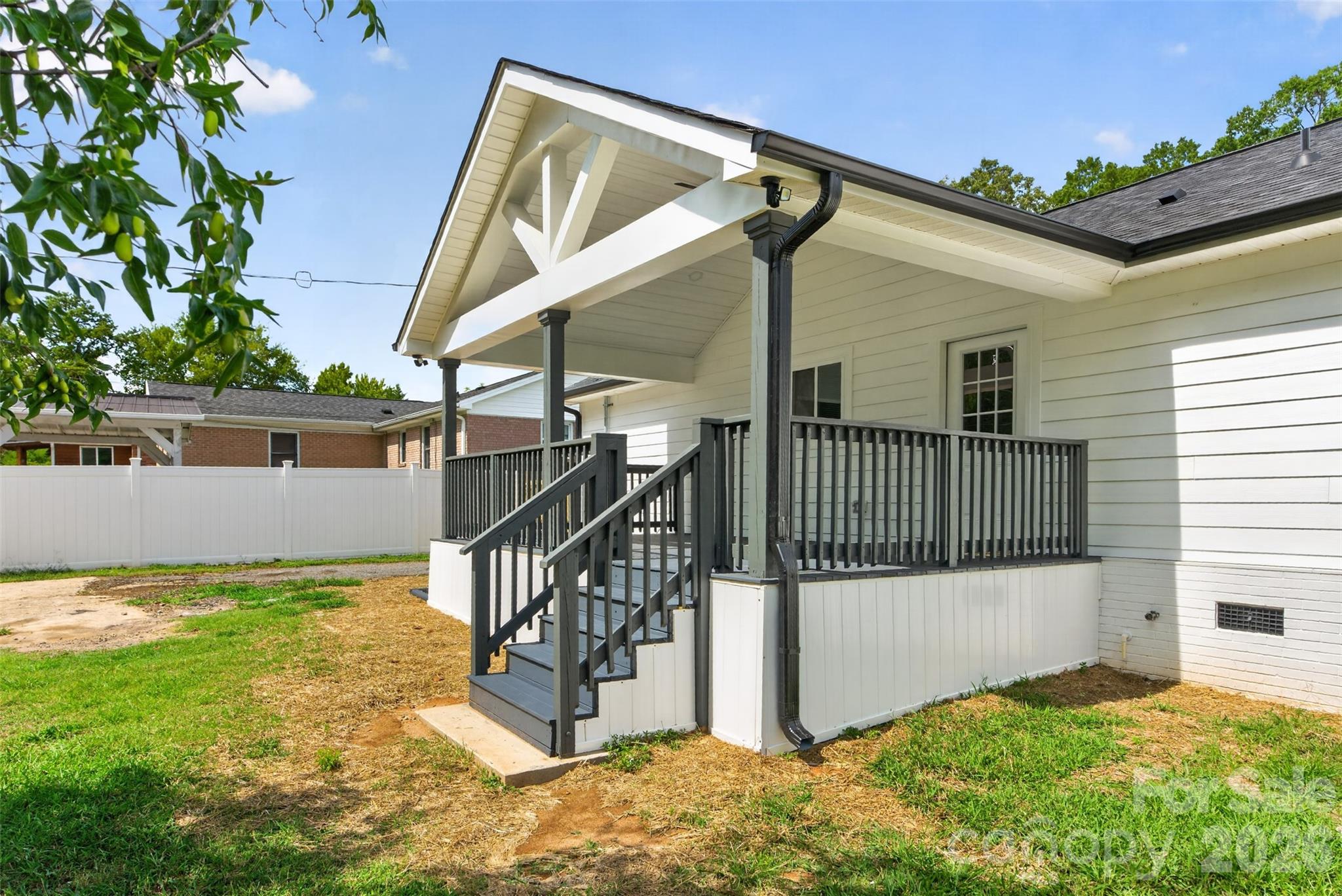 3001 Dalecrest Drive — Charlotte