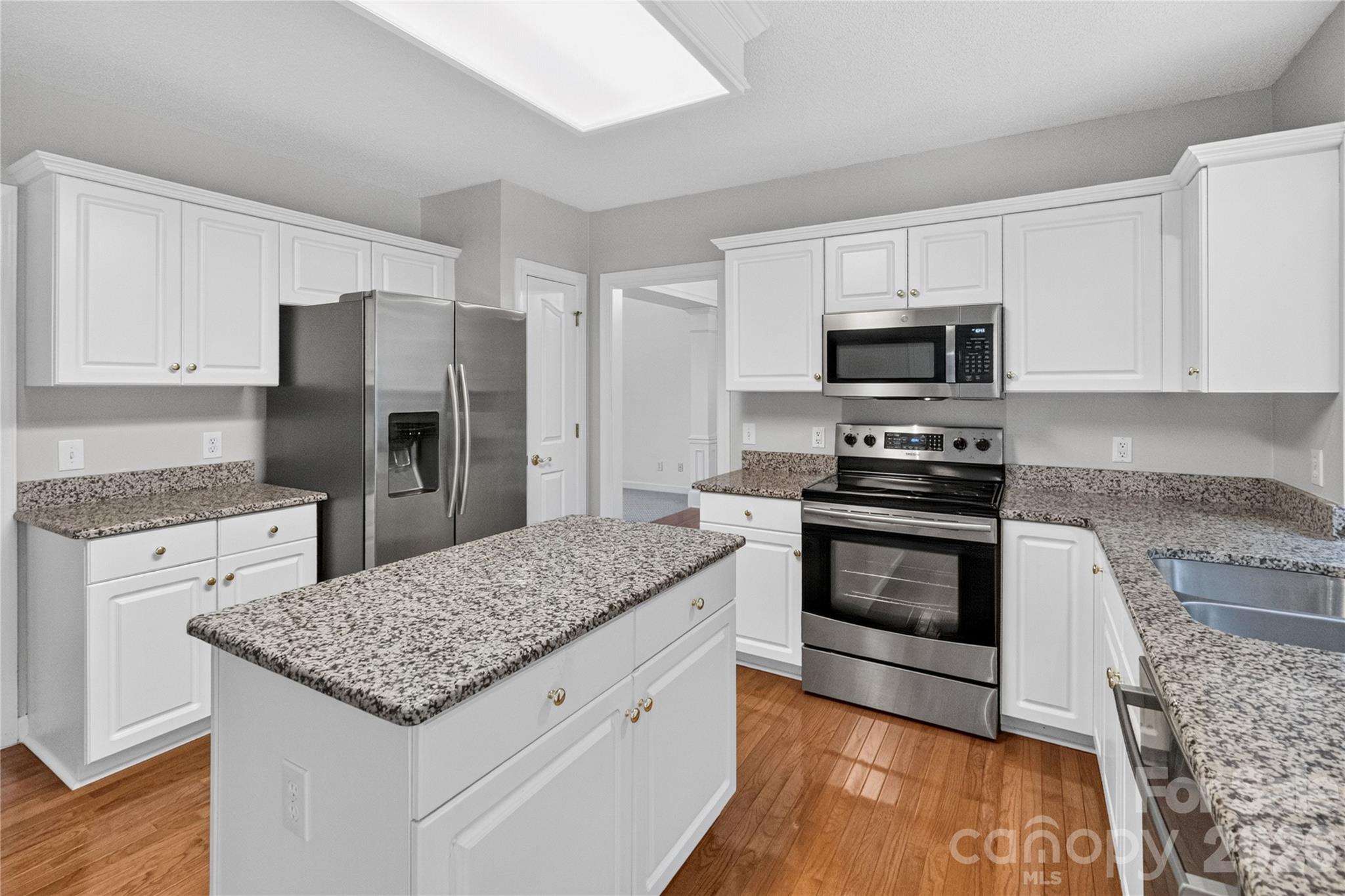 5726 Swanston Drive — Charlotte