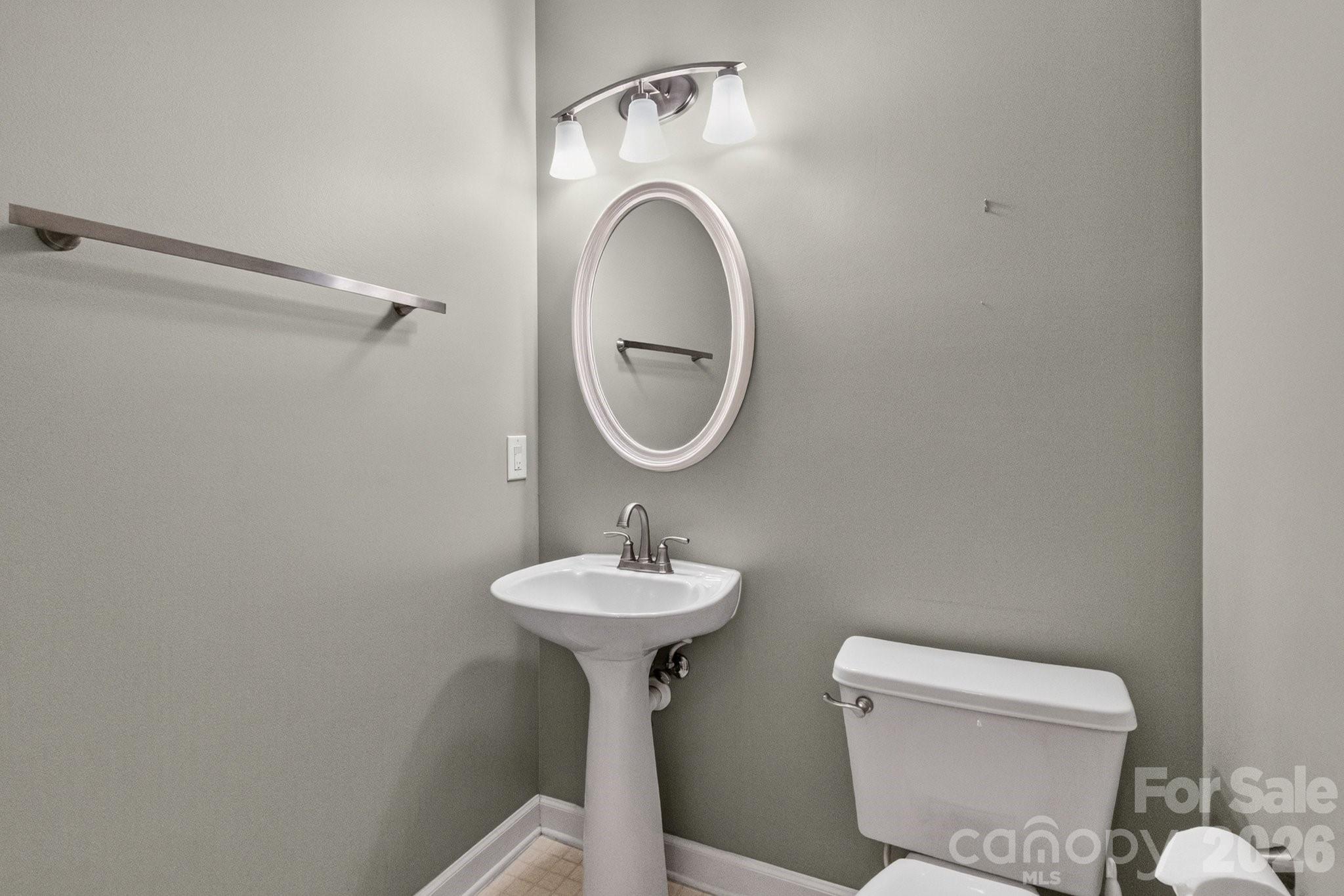 5726 Swanston Drive — Charlotte