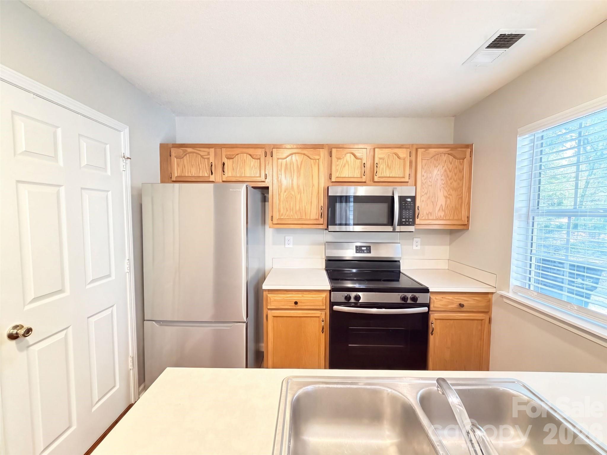 12605 Tucker Crossing Lane — Charlotte