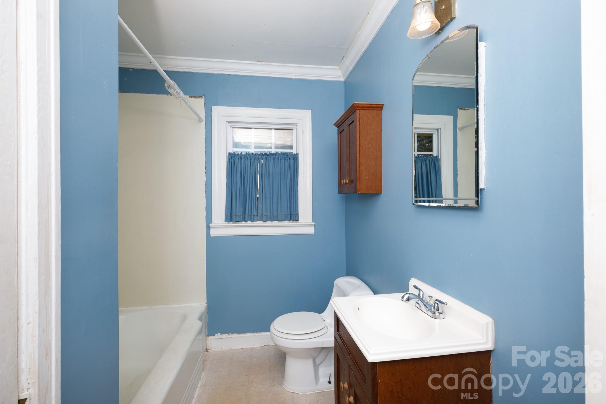 1017 Woodland Drive — Gastonia
