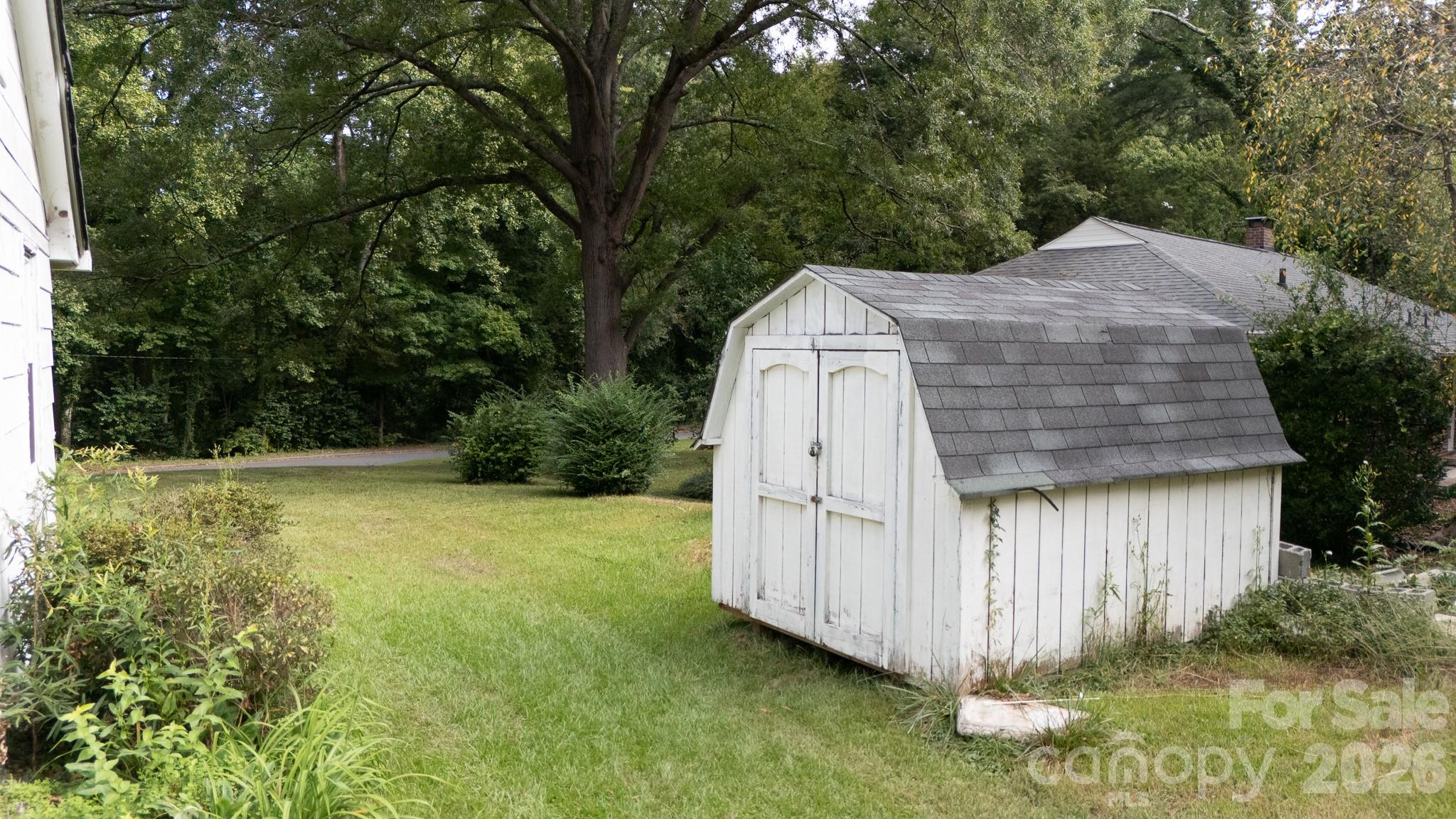 1017 Woodland Drive — Gastonia