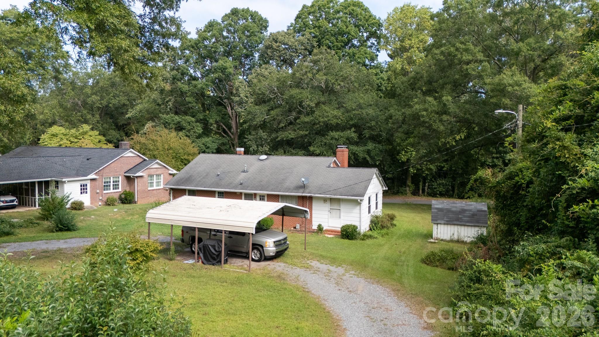 1017 Woodland Drive — Gastonia