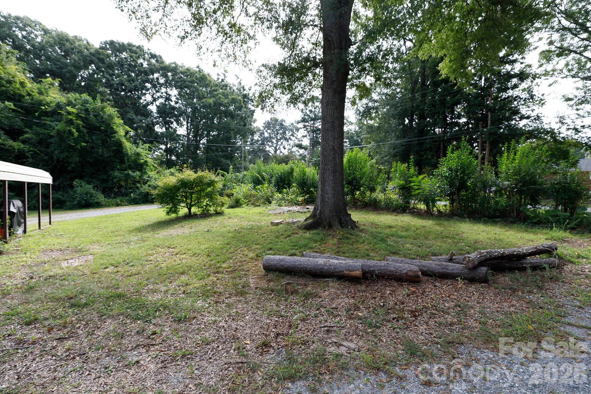 1017 Woodland Drive — Gastonia