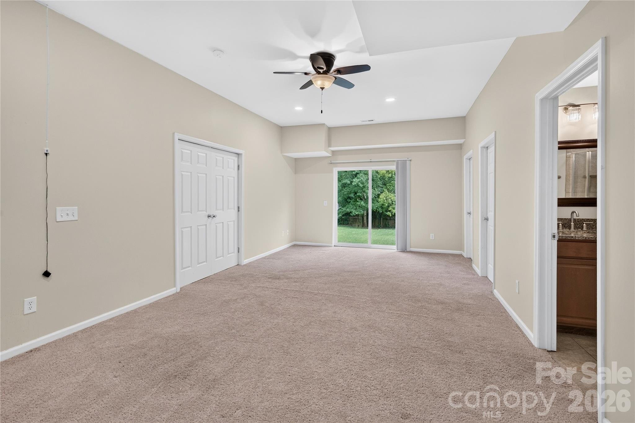10822 Chamberlain Hall Court — Charlotte