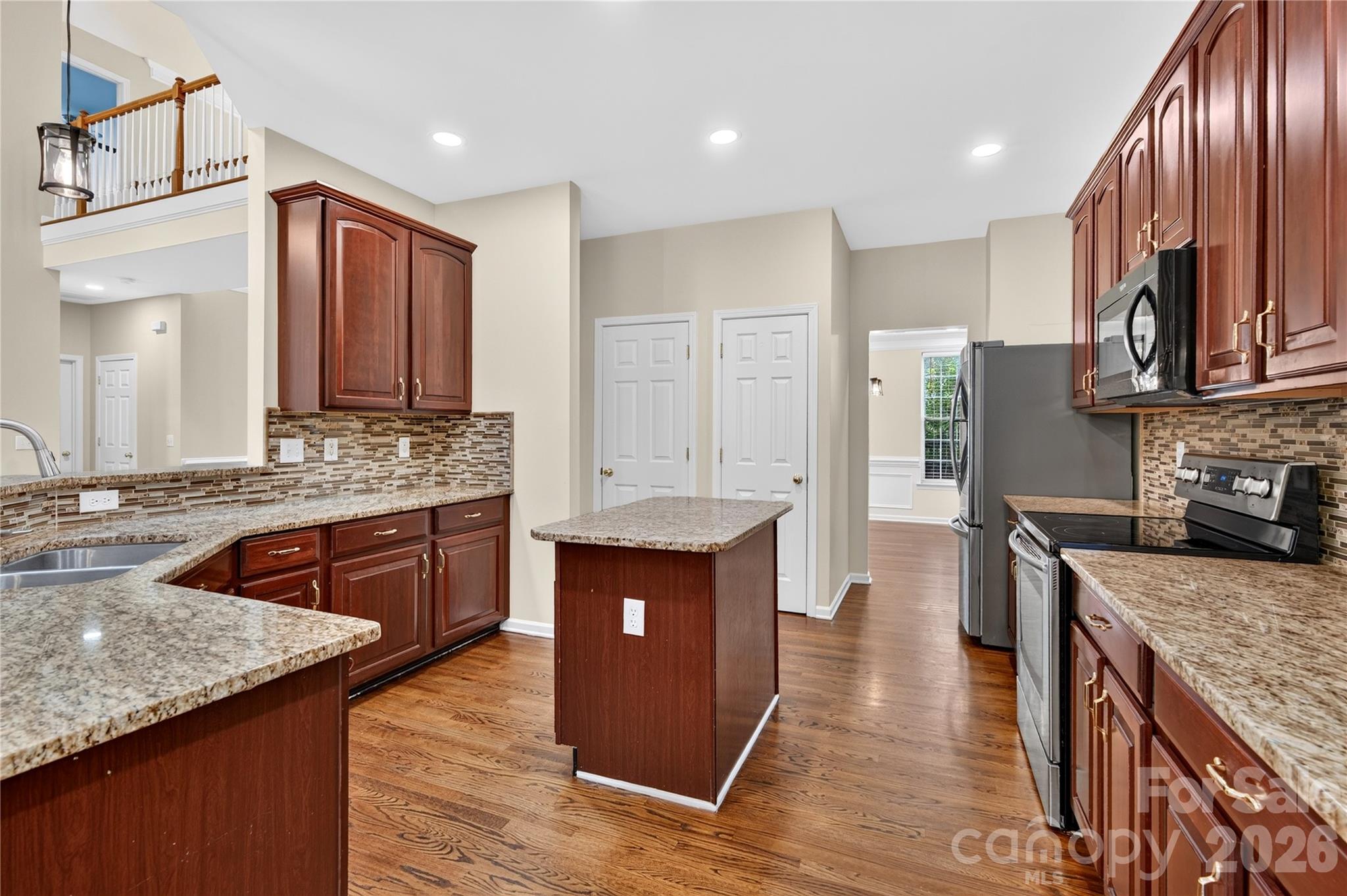 10822 Chamberlain Hall Court — Charlotte