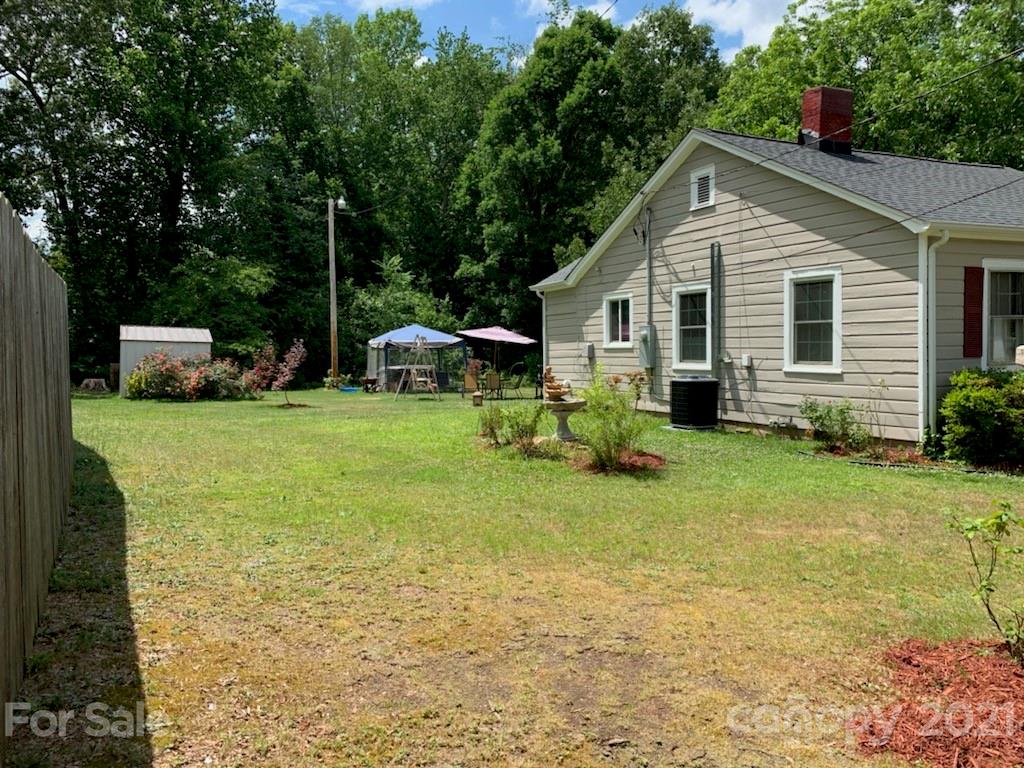 507 North Drive — Cherryville