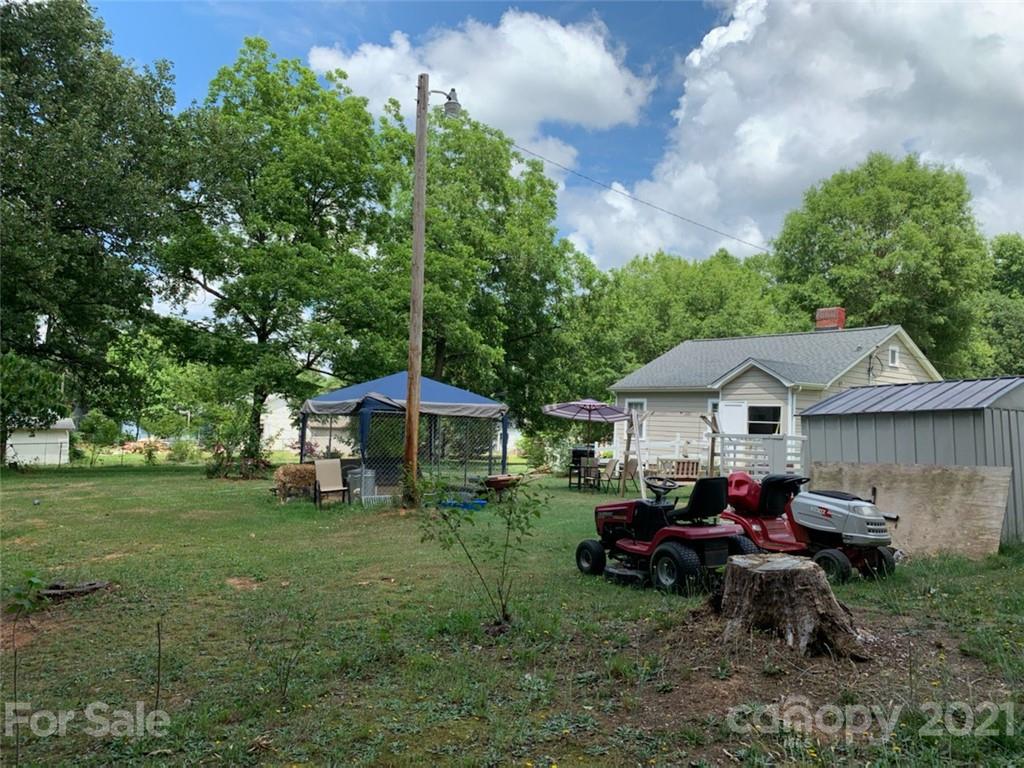 507 North Drive — Cherryville