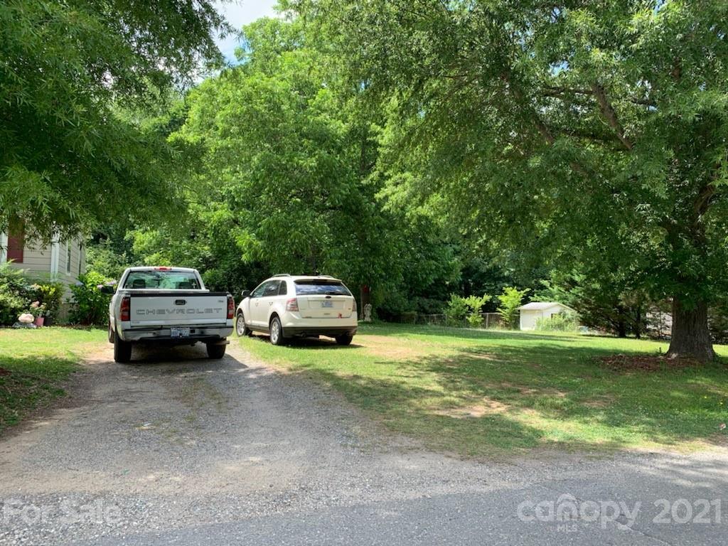 507 North Drive — Cherryville