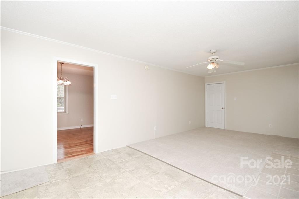 2599 Lewis Drive — Lancaster