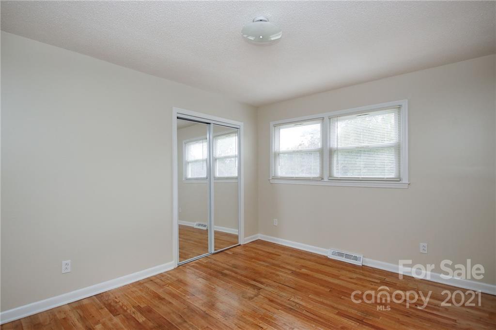 2599 Lewis Drive — Lancaster