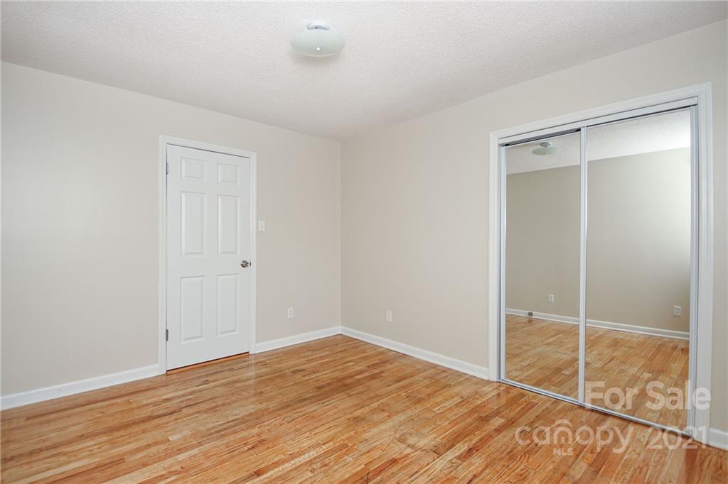 2599 Lewis Drive — Lancaster
