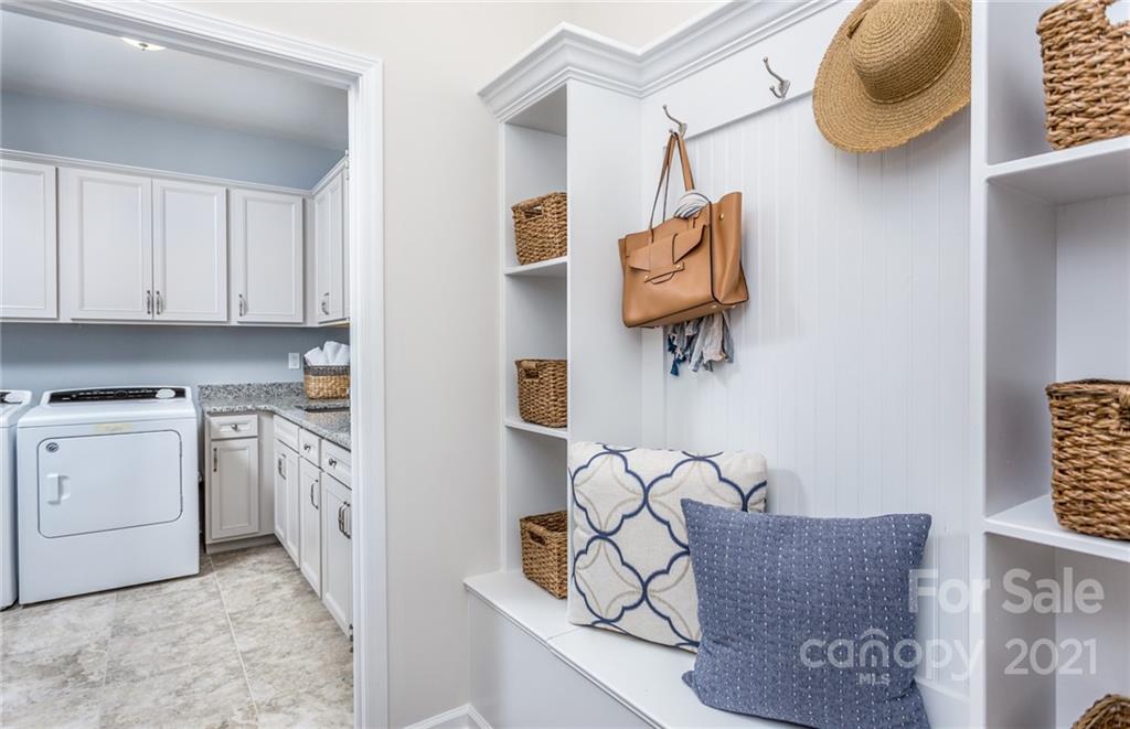 12619 Messenger Row #453 — Huntersville
