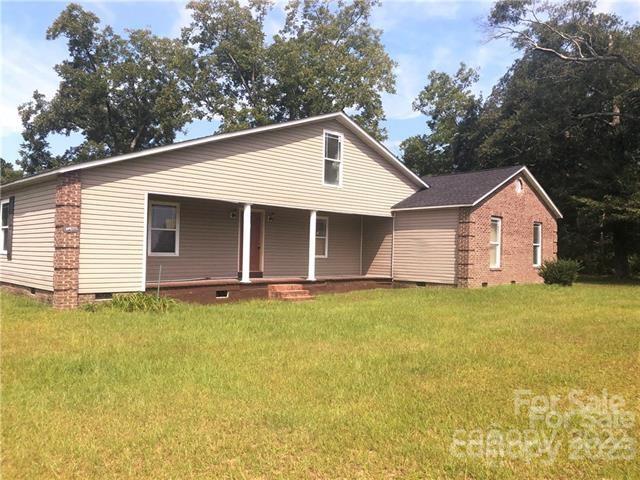 310 East Street — Heath Springs