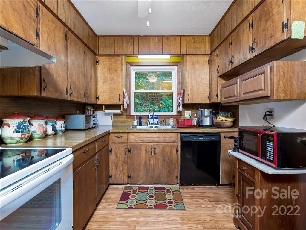 8, 50 and 200 CC Farm Road — Burnsville
