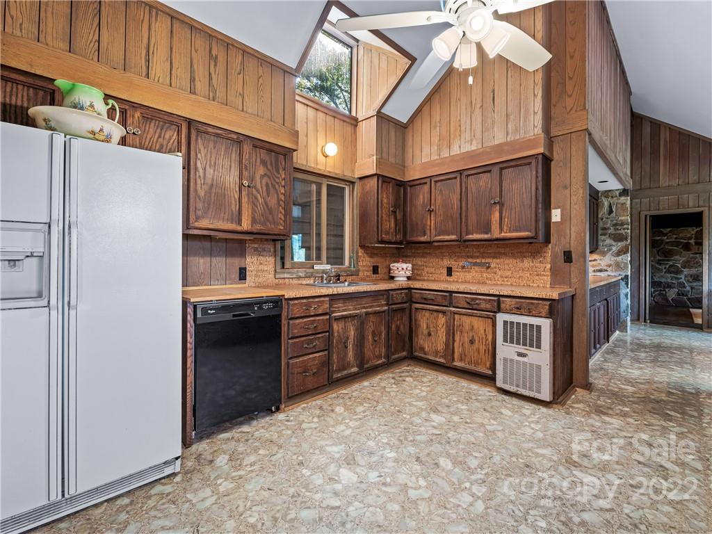 8, 50 and 200 CC Farm Road — Burnsville