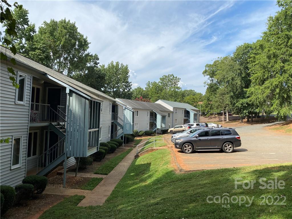 2014 Countrymens Court #58 — Charlotte
