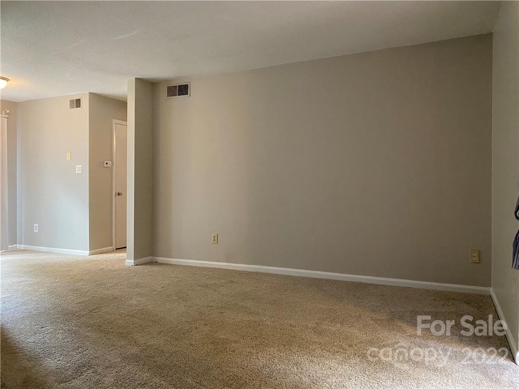 2014 Countrymens Court #58 — Charlotte